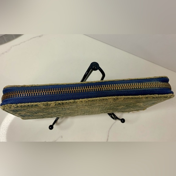 Louis Vuitton Denim Wallet w/ Leather interior Rare COA - Picture 12 of 15